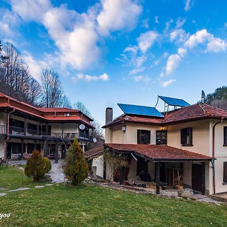 Guest House Verbena Apriltsi  Exterior photo